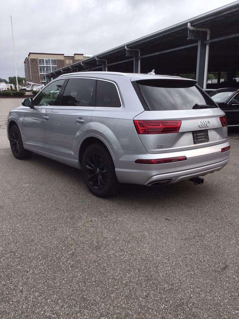 2017 Silver Metallic Audi Q7 3.0T Premium Plus AWD SUV