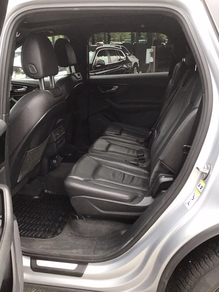 2017 Silver Metallic Audi Q7 3.0T Premium Plus AWD SUV