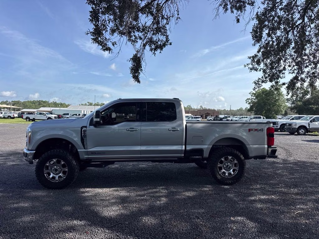 2024 Silver Metallic Ford Super Duty F-250 SRW Lariat 4X4 Truck