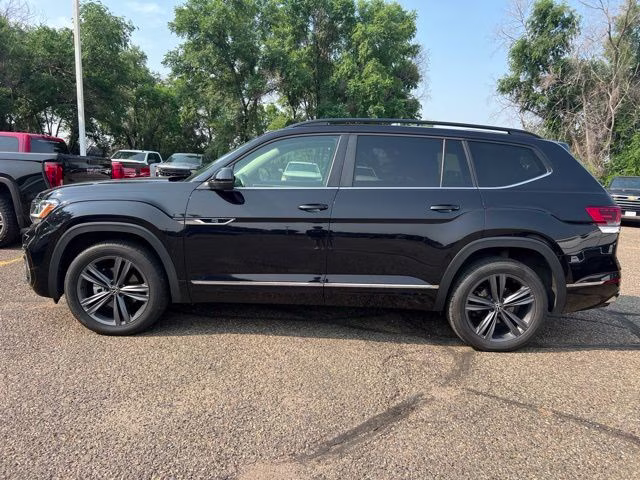 2021 Deep Black Volkswagen Atlas 3.6L V6 SE w/Technology R-Line AWD SUV