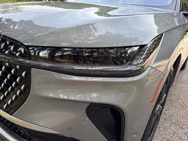 2024 Lustrous Gray Metallic Clearcoat Lincoln Nautilus Reserve AWD SUV