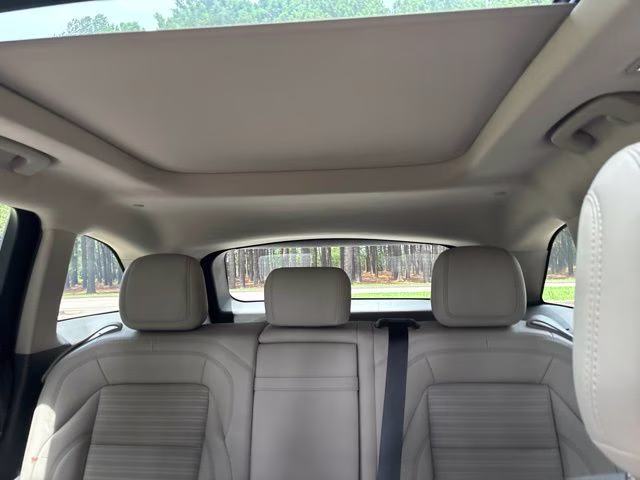 2024 Lustrous Gray Metallic Clearcoat Lincoln Nautilus Reserve AWD SUV