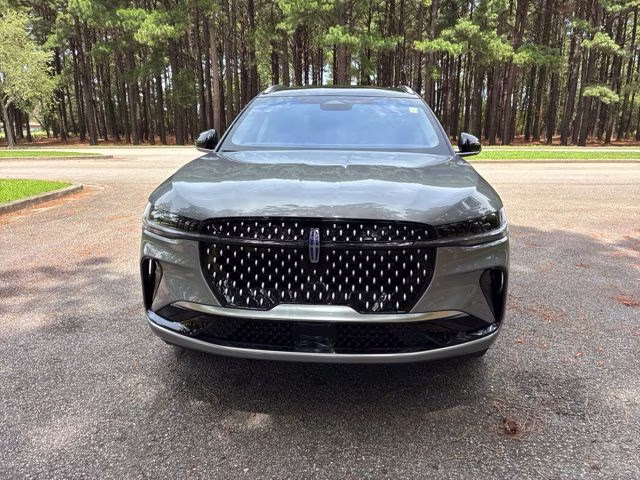 2024 Lustrous Gray Metallic Clearcoat Lincoln Nautilus Reserve AWD SUV