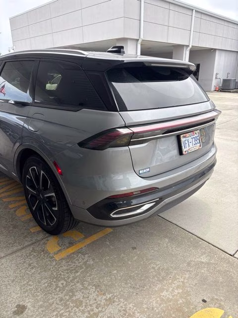 2024 Gray Metallic Lincoln Nautilus Reserve AWD SUV