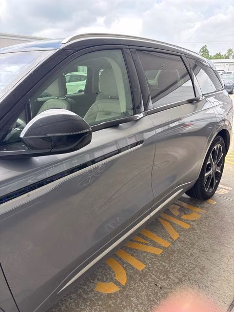 2024 Gray Metallic Lincoln Nautilus Reserve AWD SUV