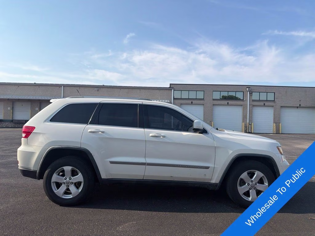 2012 Stone White Clearcoat Jeep Grand Cherokee Laredo 4X4 SUV