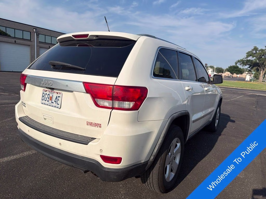 2012 Stone White Clearcoat Jeep Grand Cherokee Laredo 4X4 SUV