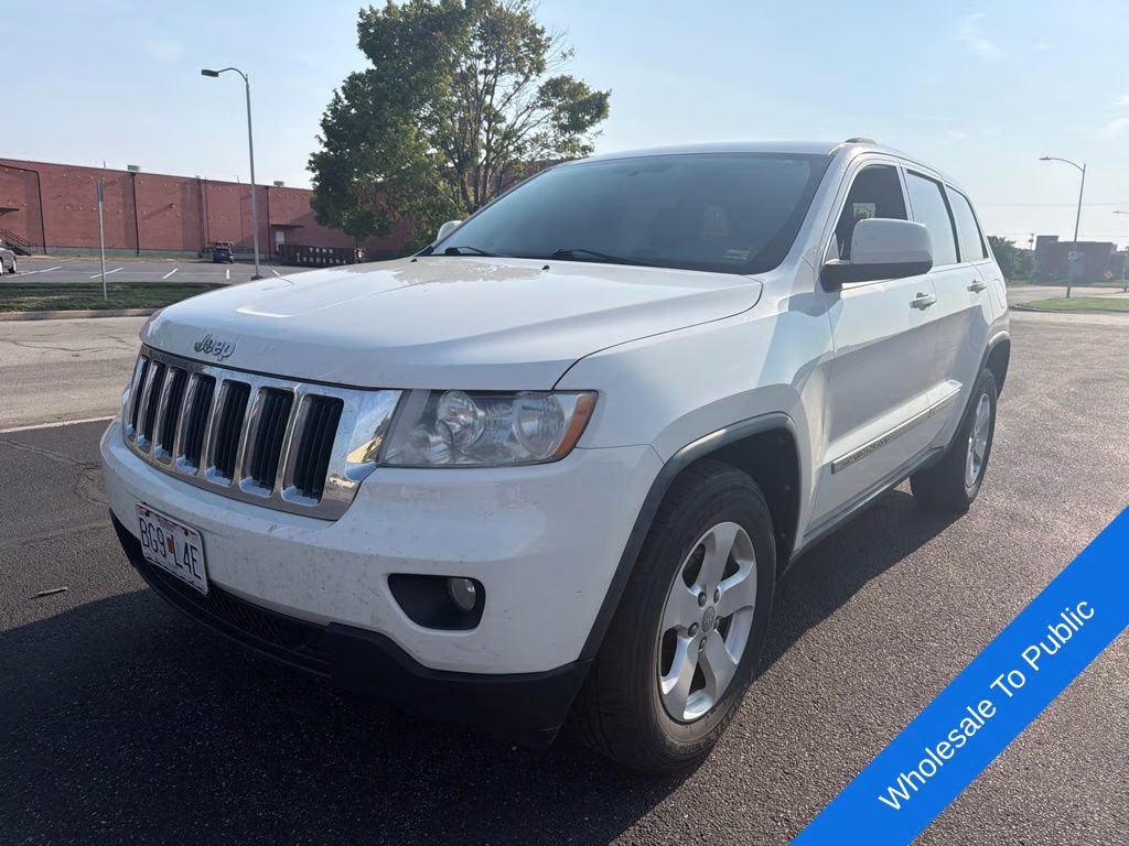 2012 Stone White Clearcoat Jeep Grand Cherokee Laredo 4X4 SUV