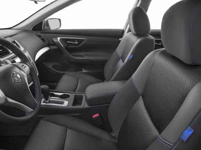 2016 Deep Blue Pearl Nissan Altima 2.5 SR FWD Sedan