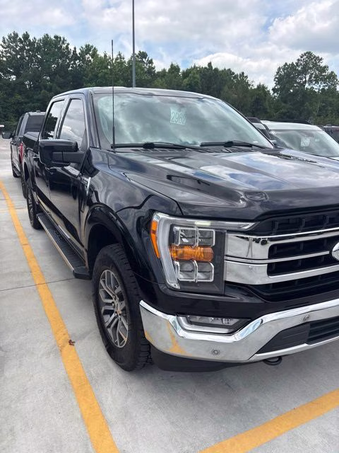 2021 Black Metallic Ford F-150 Lariat 4X4 Truck