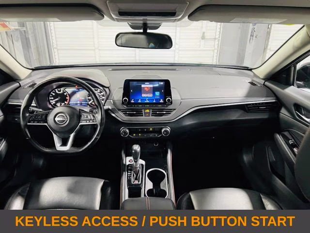 2025 Gun Metallic Nissan Altima 2.5 SR FWD Sedan