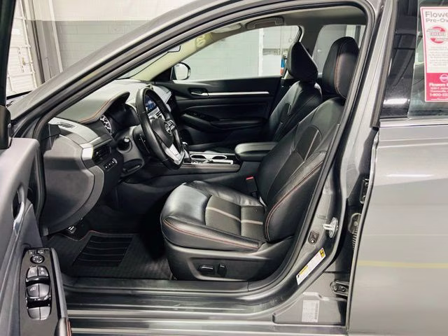 2025 Gun Metallic Nissan Altima 2.5 SR FWD Sedan