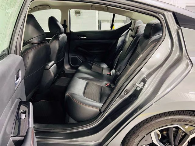 2025 Gun Metallic Nissan Altima 2.5 SR FWD Sedan