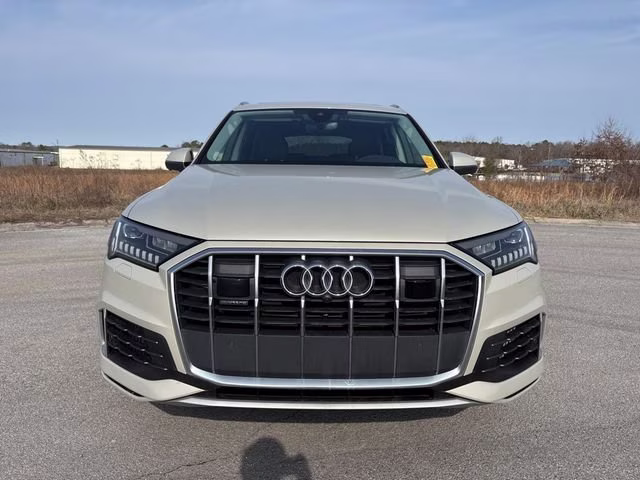 2024 Vicuna Beige Metallic Audi Q7 55 Premium Plus AWD SUV