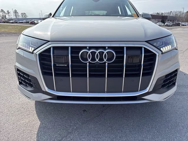 2024 Vicuna Beige Metallic Audi Q7 55 Premium Plus AWD SUV