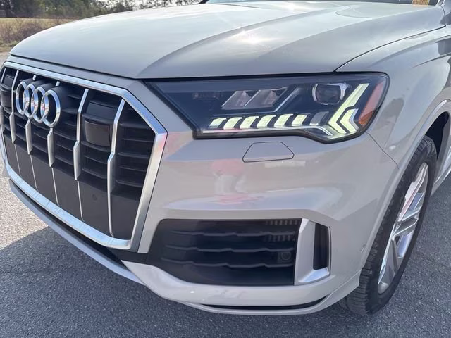 2024 Vicuna Beige Metallic Audi Q7 55 Premium Plus AWD SUV