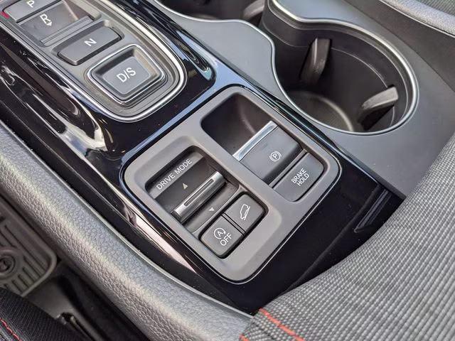 2025 Silver Honda Pilot Sport AWD SUV