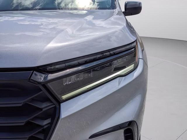 2025 Silver Honda Pilot Sport AWD SUV