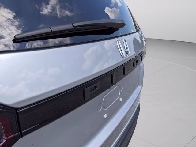 2025 Silver Honda Pilot Sport AWD SUV