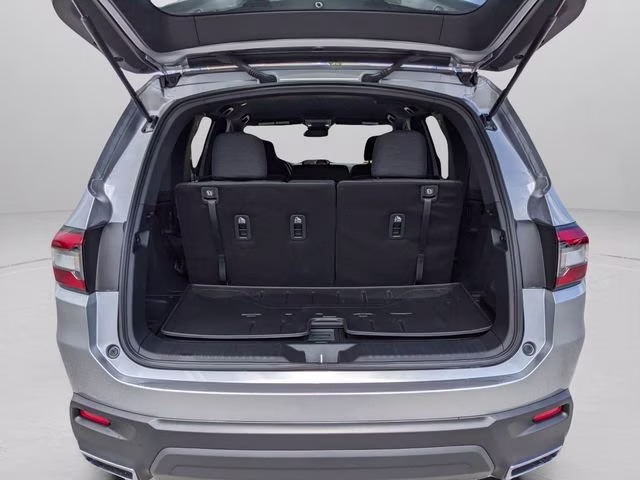 2025 Silver Honda Pilot Sport AWD SUV