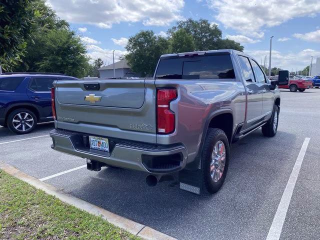 2024 Sterling Gray Metallic Chevrolet Silverado 2500HD High Country 4X4 Truck
