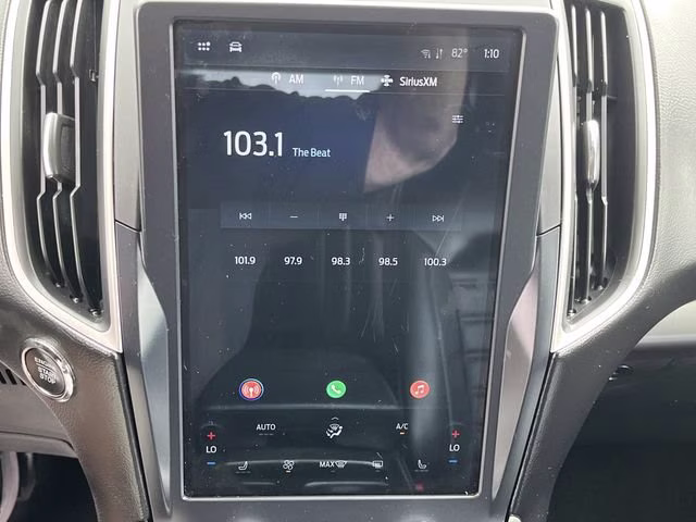 2023 Silver Metallic Ford Edge SEL AWD SUV