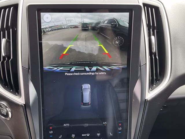 2023 Silver Metallic Ford Edge SEL AWD SUV
