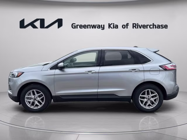 2023 Silver Metallic Ford Edge SEL AWD SUV