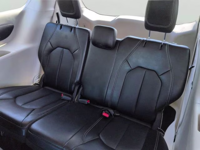 2024 Bright White Clearcoat Chrysler Pacifica Select FWD Van