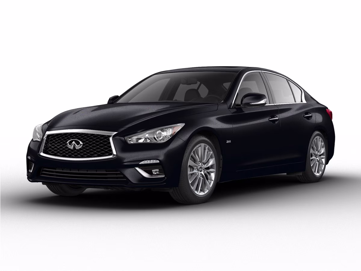 2018 Majestic White INFINITI Q50 2.0t LUXE RWD Sedan