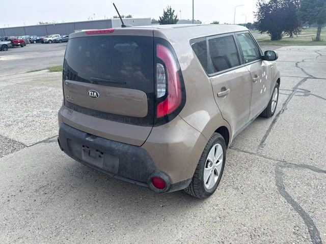 2015 Latte Brown Kia Soul Base FWD Hatchback