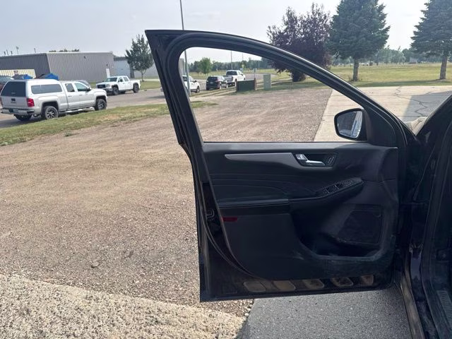 2021 Black Ford Escape SE AWD SUV