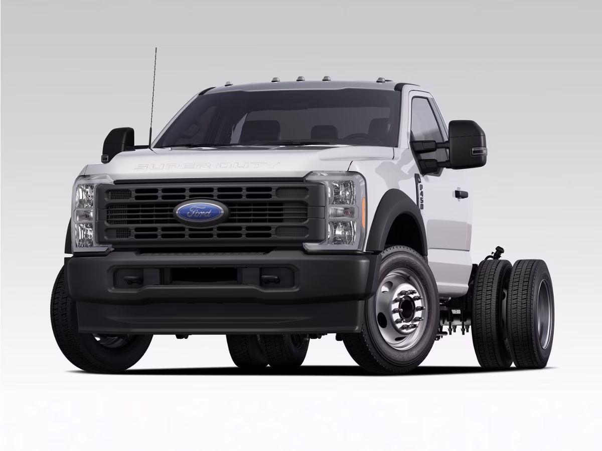 2026 Oxford White Ford Super Duty F-450 DRW XL 4X4 Chassis