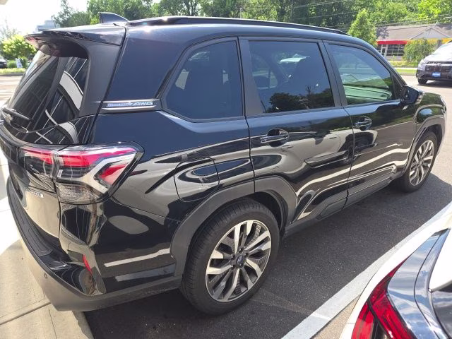 2025 Crystal Black Silica Subaru Forester Touring AWD SUV