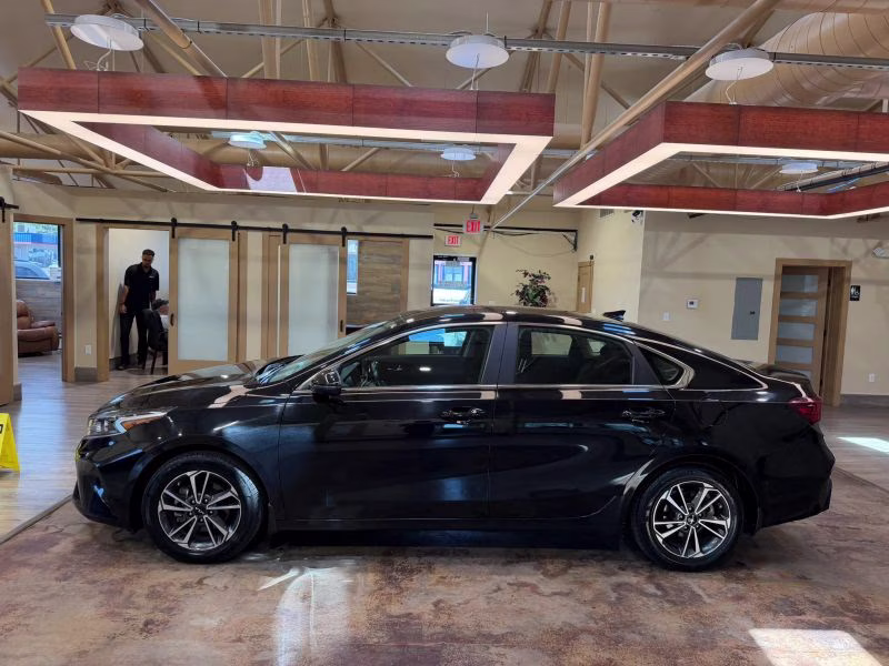 2024 Kia Forte GT-Line Sedan 4D FWD
