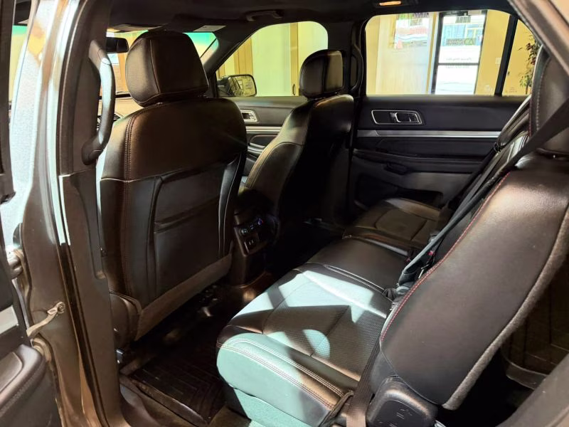2017 Ford Explorer Sport SUV 4D 4X4