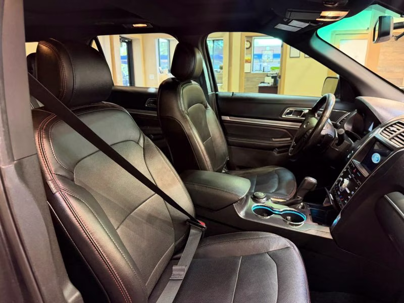 2017 Ford Explorer Sport SUV 4D 4X4