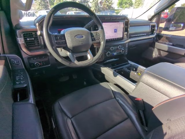 2024 White Ford Super Duty F-450 DRW Lariat 4X4 Truck