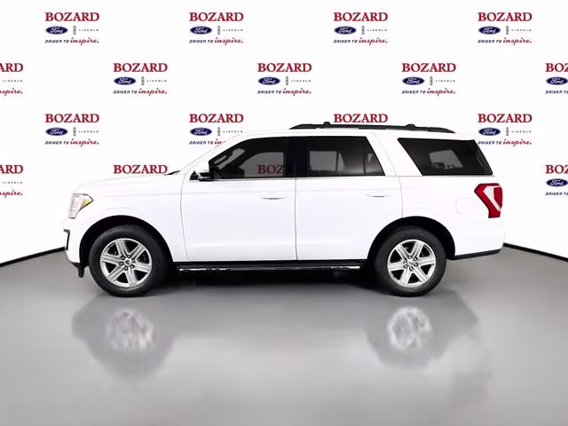 2020 Oxford White Ford Expedition XLT RWD SUV