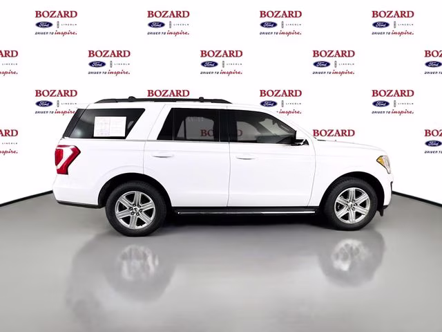 2020 Oxford White Ford Expedition XLT RWD SUV