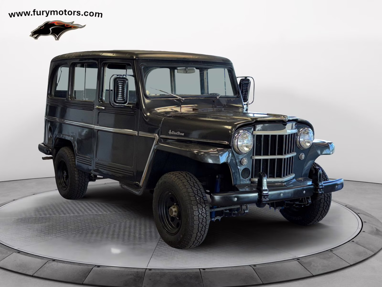 1962 Gray Jeep Jeep Jeep Crossover
