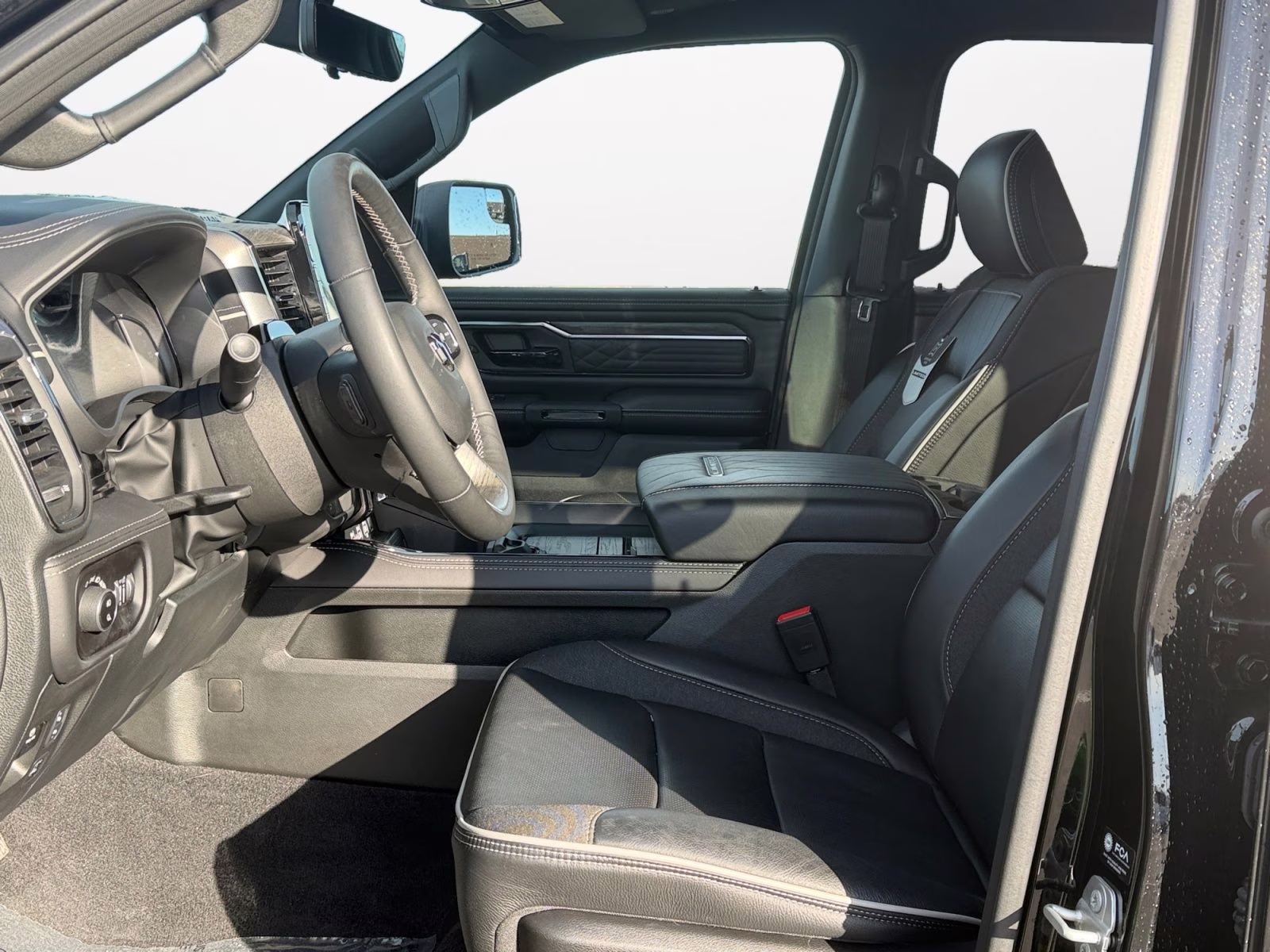 2026 Diamond Black Crystal Pearlcoat Ram 1500 Limited 4X4 Truck