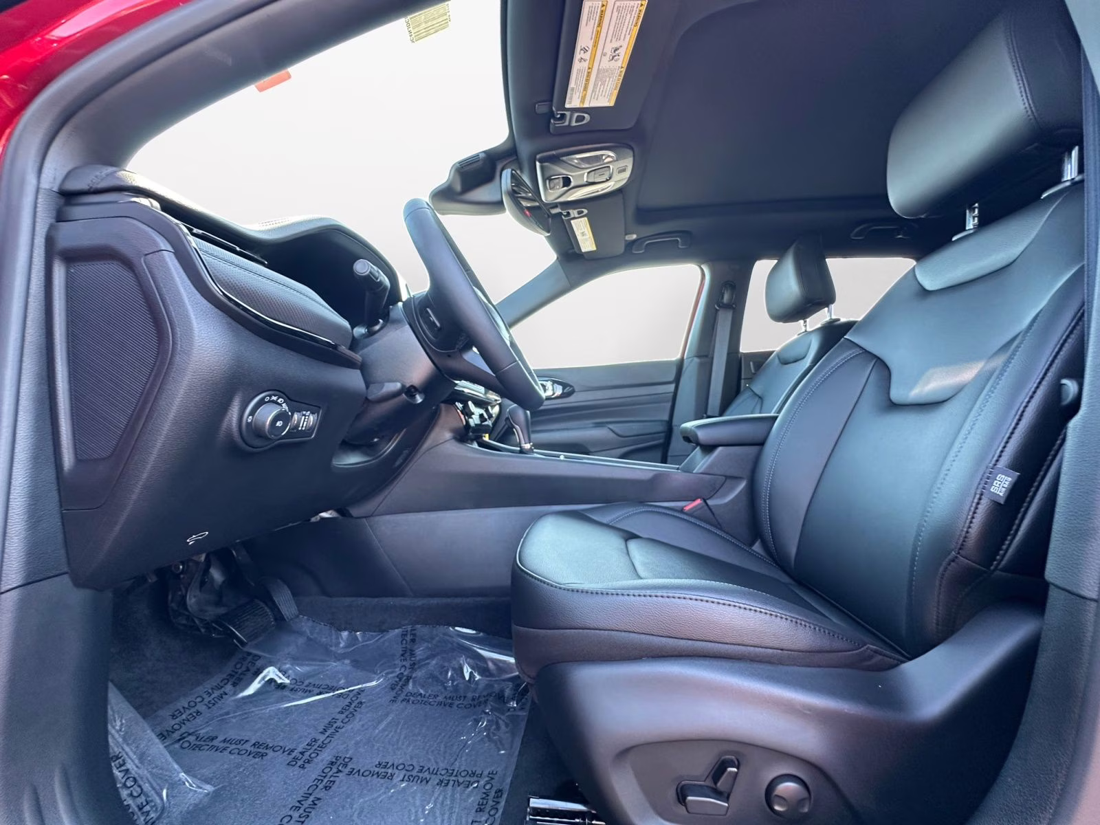 2025 Red Hot Pearlcoat Jeep Compass Limited 4X4 SUV