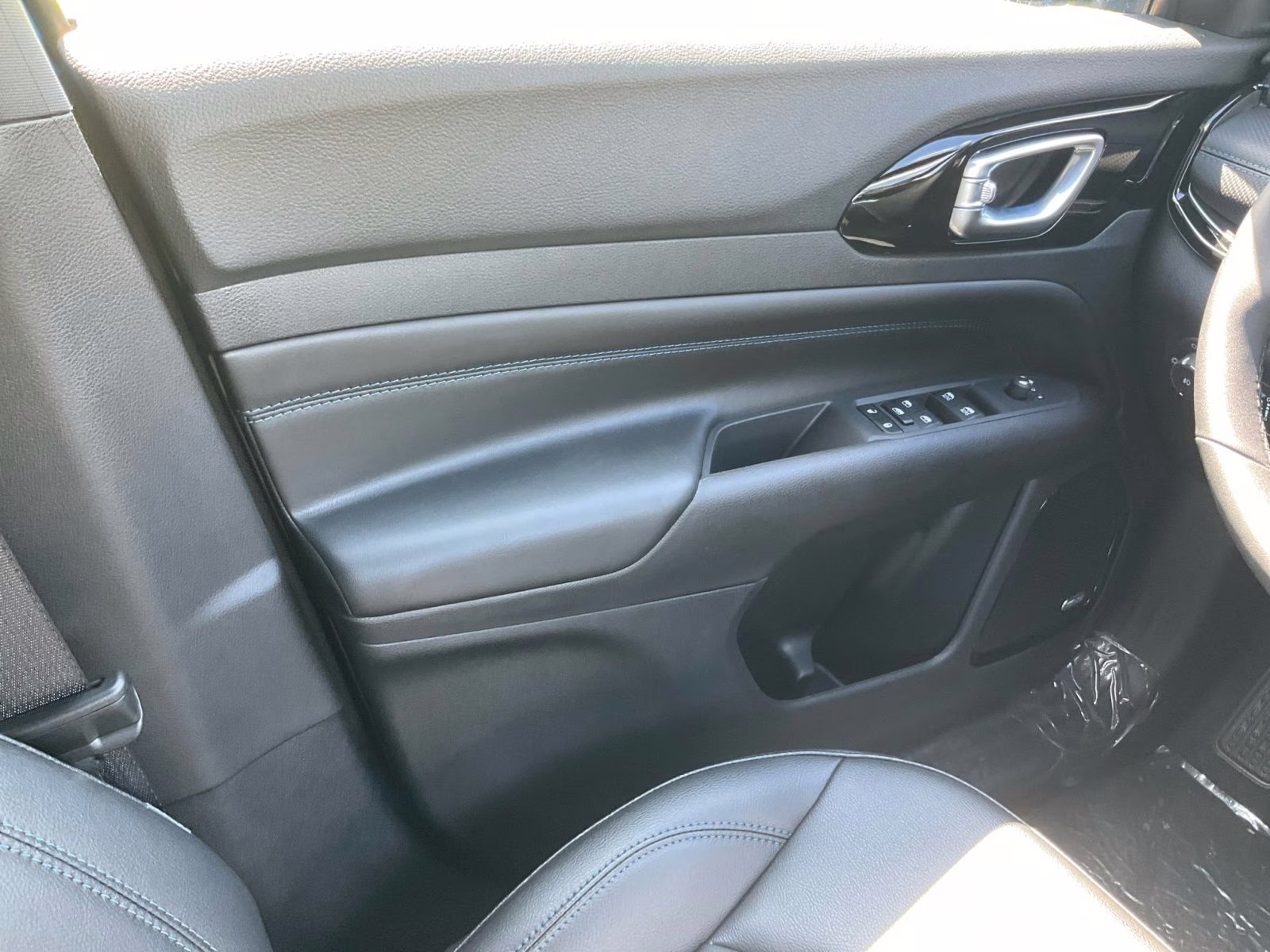 2025 Hydro Blue Pearlcoat Jeep Compass Limited 4X4 SUV