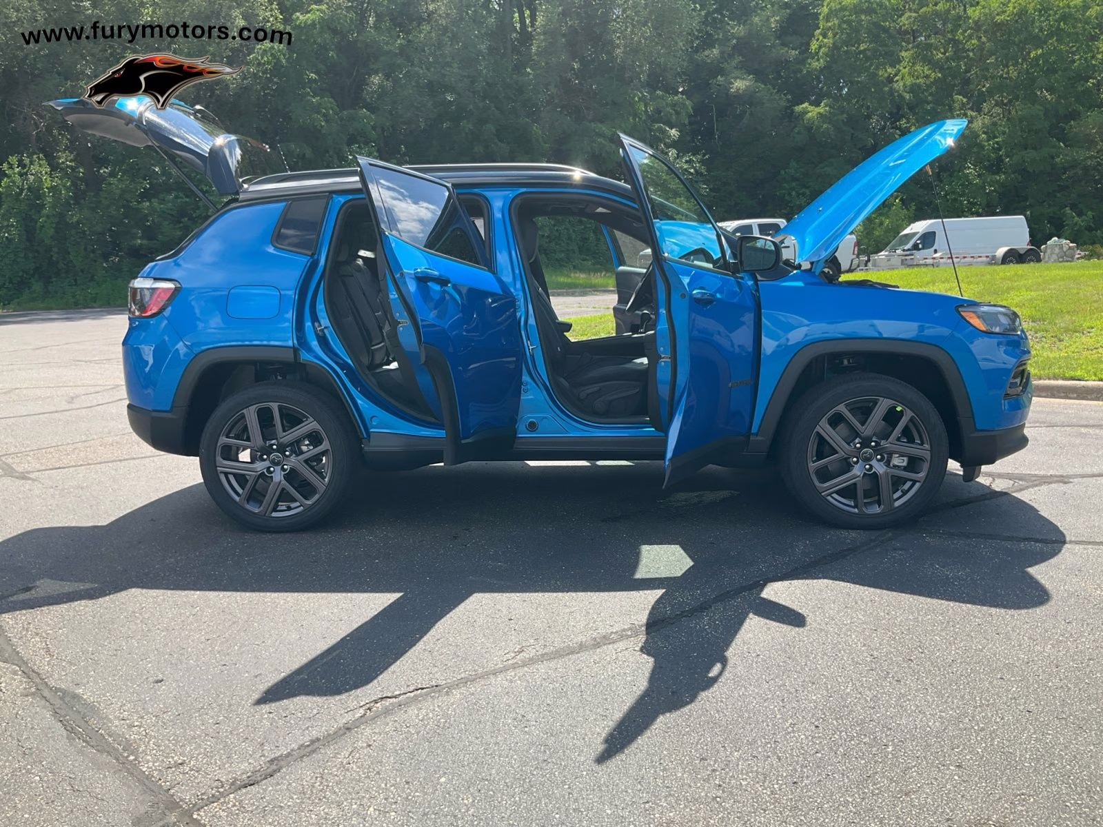 2025 Hydro Blue Pearlcoat Jeep Compass Limited 4X4 SUV
