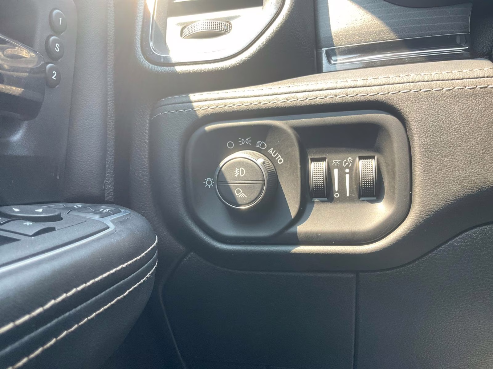 2024 Billet Silver Metallic Clearcoat Ram 3500 Limited 4X4 Truck