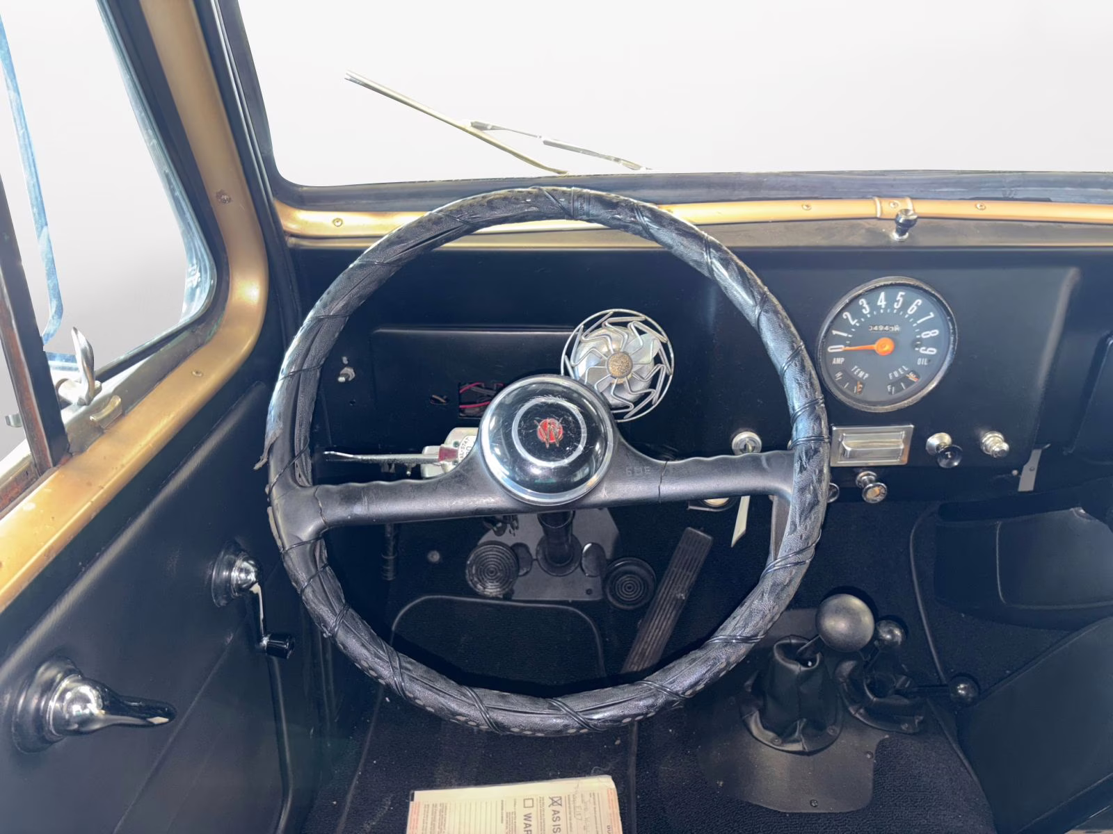 1962 Gray Jeep Jeep Jeep Crossover