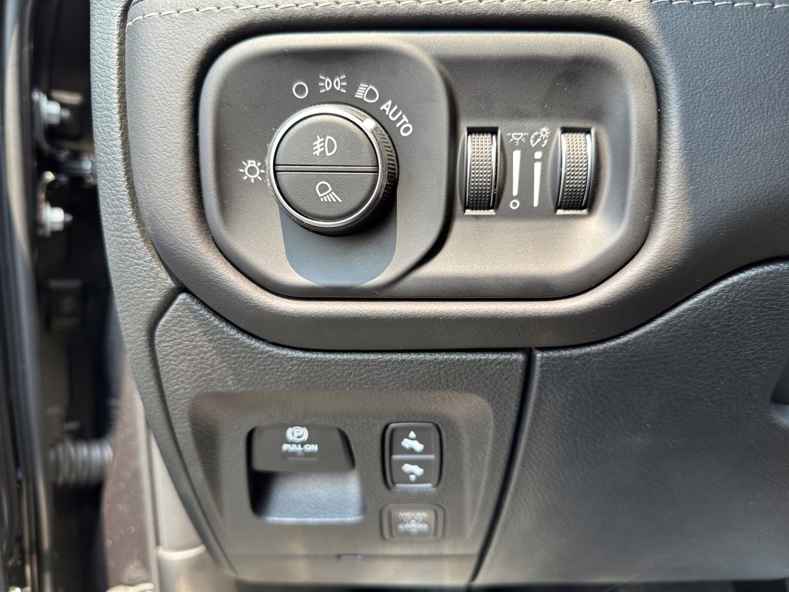 2026 Granite Crystal Metallic Clearcoat Ram 1500 Limited 4X4 Truck