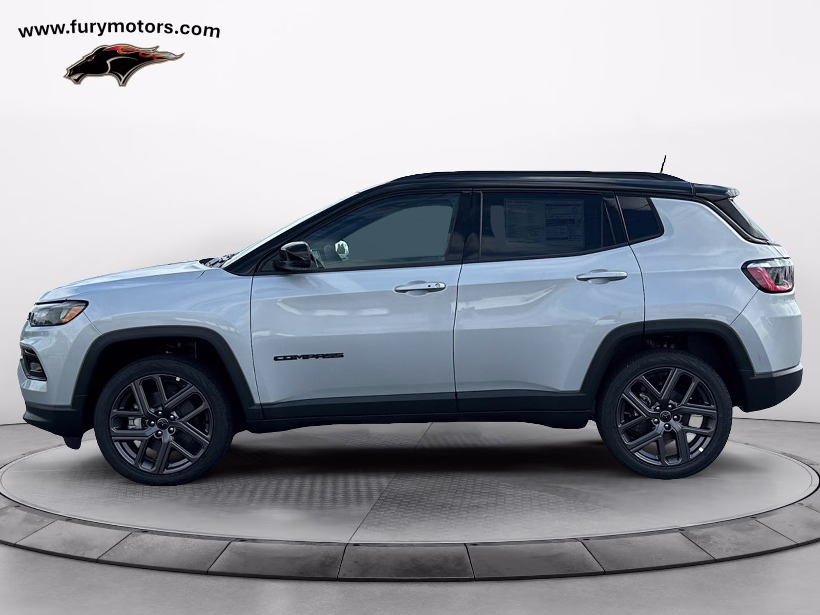 2025 Silver Zynith Metallic Clearcoat Jeep Compass Limited 4X4 SUV