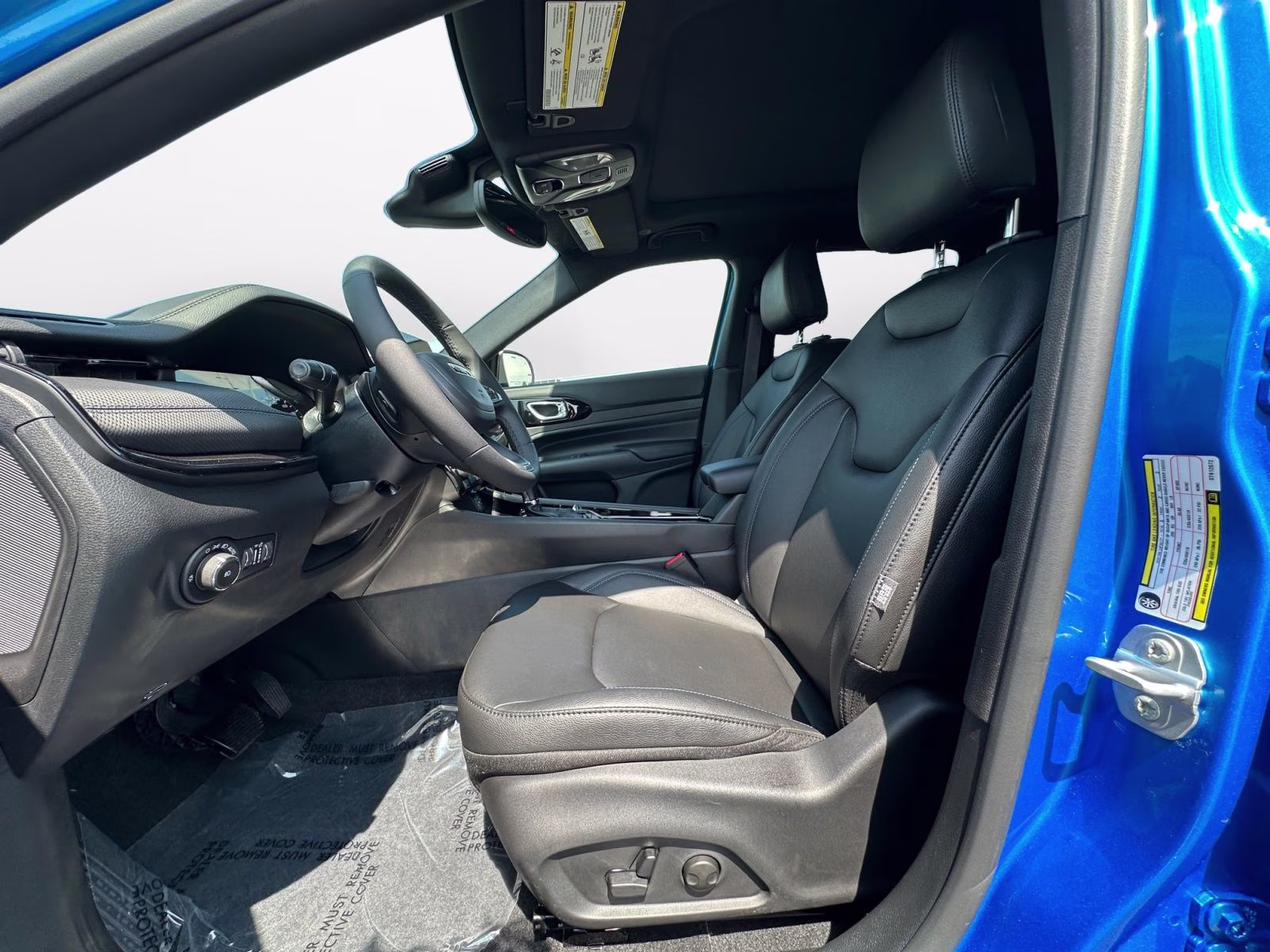 2025 Hydro Blue Pearlcoat Jeep Compass Limited 4X4 SUV